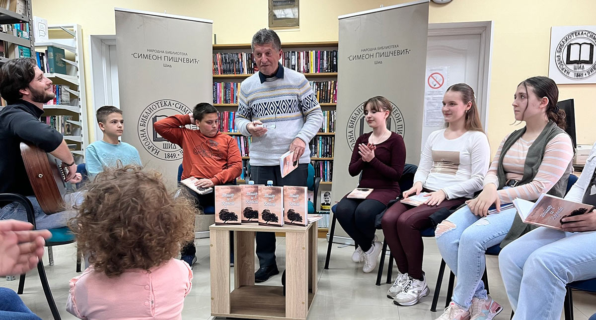 ПРОМОЦИЈА КЊИГЕ „ВЕТАР И ХРАСТ“ АУТОРА ЗОРАНА МАРКОВИЋА